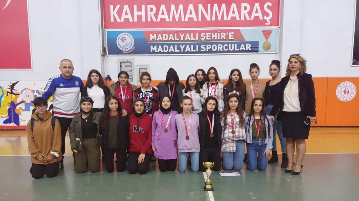 Okulumuz Kız Futsal Takımı İl Üçüncüsü